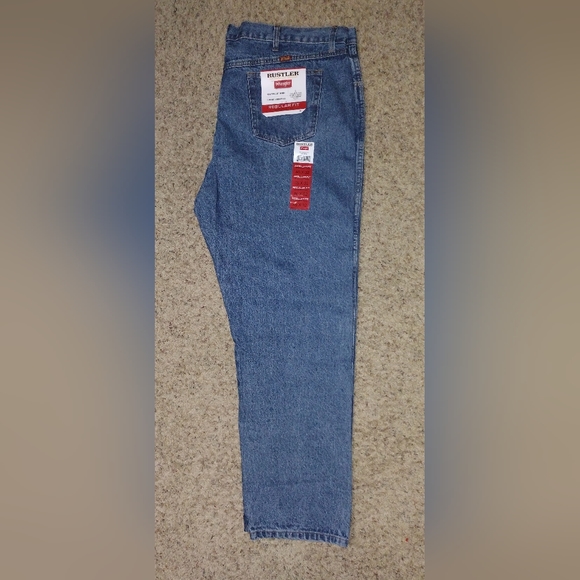 🆕️Wrangler Rustler Big Men's Regular Fit Jeans NWT Sz 46x32 - Picture 2 of 4